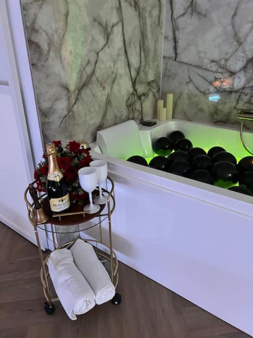 Les Chambres D Excellence Spa 塞特港 外观 照片