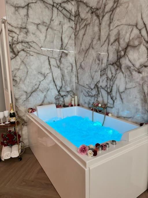 Les Chambres D Excellence Spa 塞特港 外观 照片